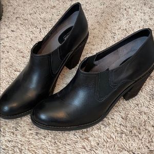 Softwalk Heeled Bootie